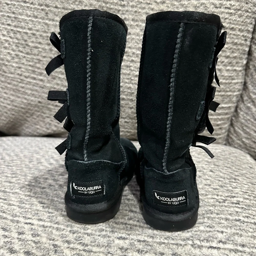 KOOLABURRA BY UGG Little girls black boots with bows, size 12